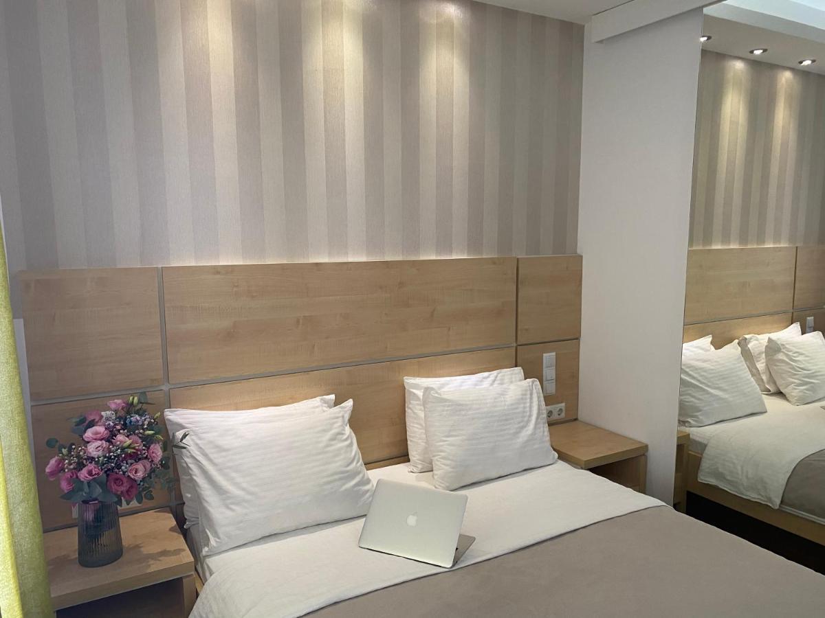 Zivinice Laurus Motel Airport Tuzla المظهر الخارجي الصورة