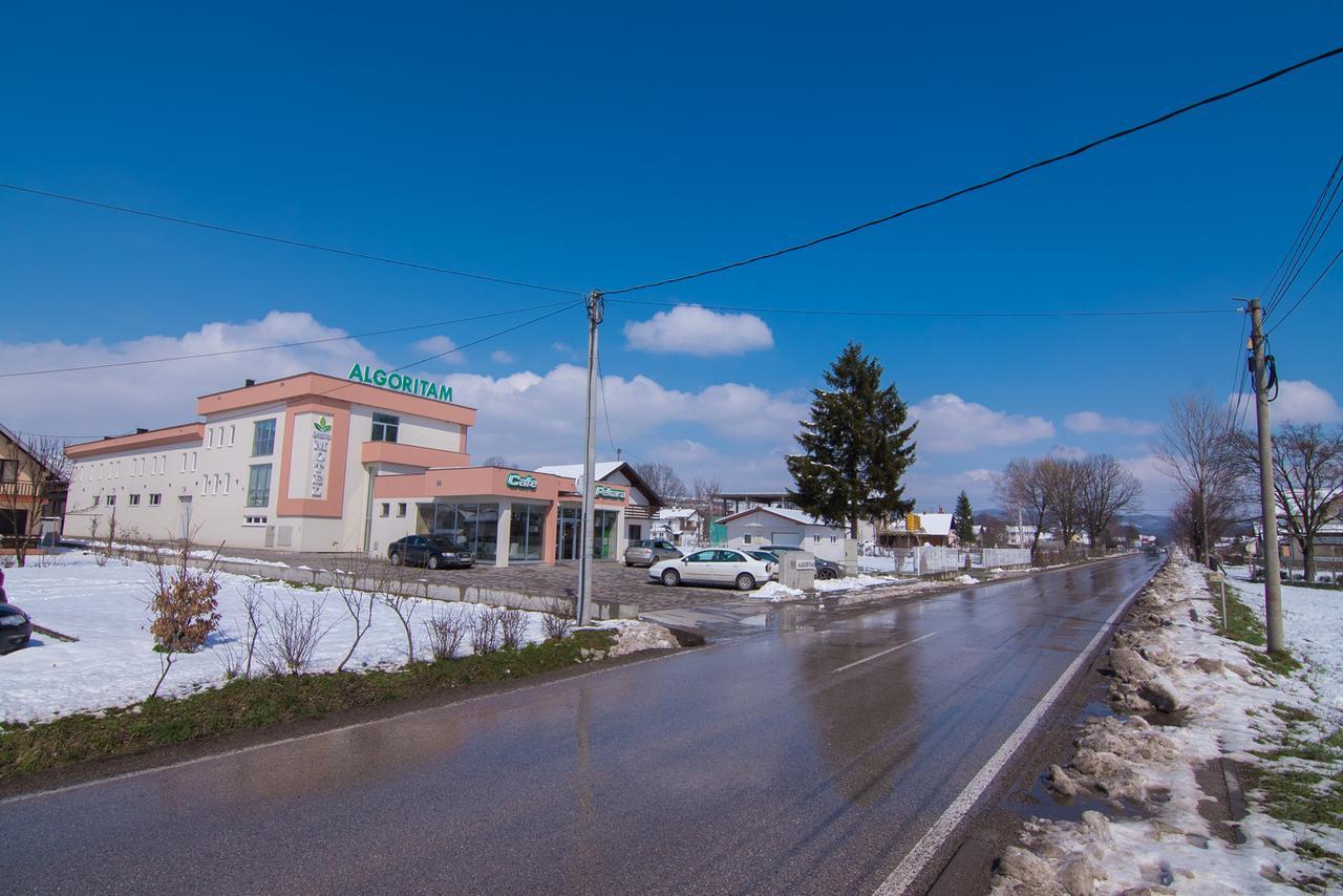 Zivinice Laurus Motel Airport Tuzla المظهر الخارجي الصورة